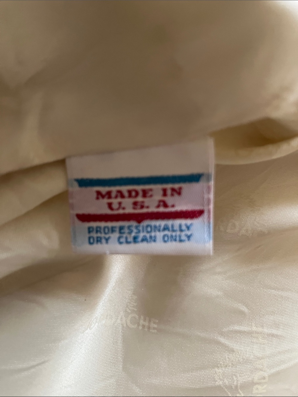 Vintage Jordache Cream Faux Fur Coat Size Small Hidden Closures 80s 90s Glam - Picture 8 of 13